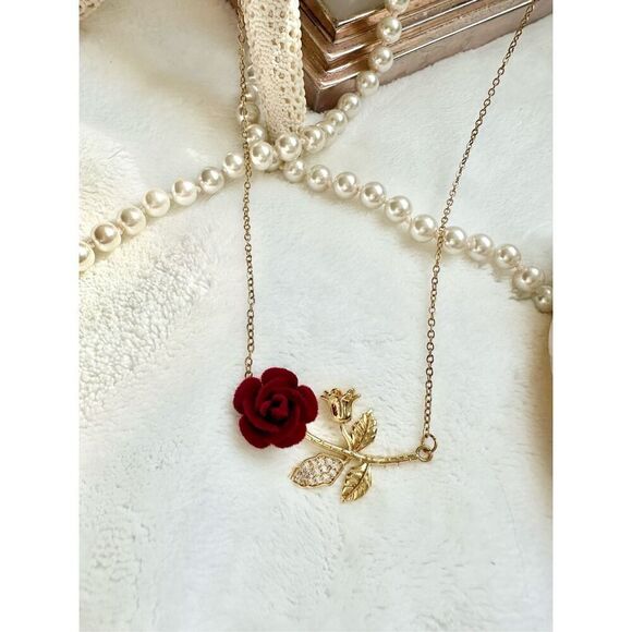 Stunning red rose with cubic zirconia pendant necklace ￼ - Picture 3 of 6